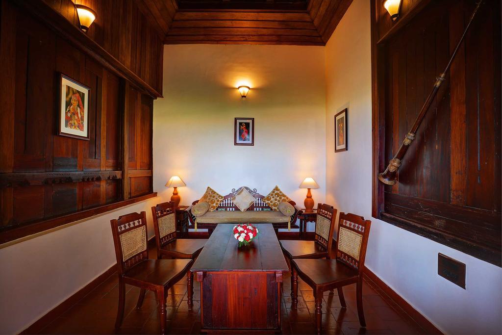 สุมาธีราม อายุรเวทา วิลเลจ Hotel โกวาลัม ภายนอก รูปภาพ